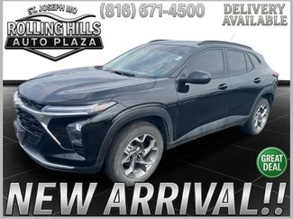Used 2025 Chevrolet Trax LT w/ LT Convenience Package FWD 360° Tour