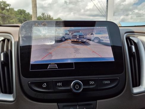 Used 2023 Chevrolet Malibu LT image 10