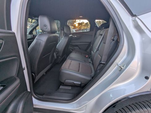 Used 2020 Chevrolet Blazer RS image 11