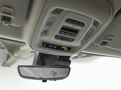 Used 2023 Buick Envision Avenir AWD/4WD image 25