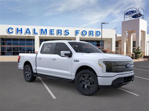 New 2025 Ford F150 Lightning Lariat image 7