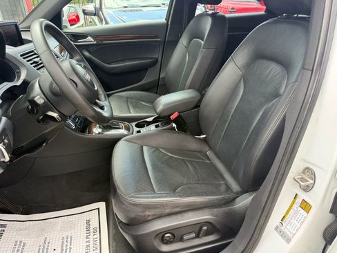 Used 2015 Audi Q3 2.0T Prestige w/ Prestige Package AWD/4WD image 9