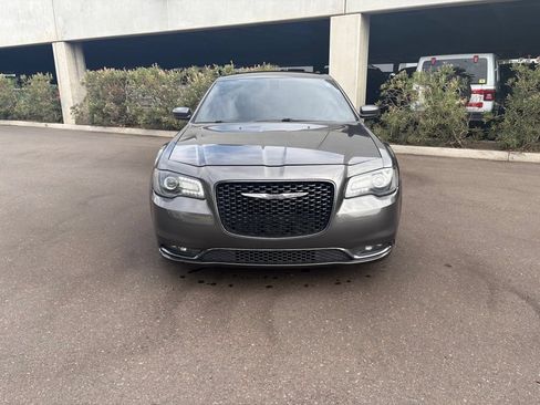 Used 2015 Chrysler 300 S RWD image 3