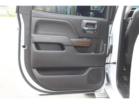 Used 2019 GMC Sierra 3500 Denali w/ Duramax Plus Package AWD/4WD image 11