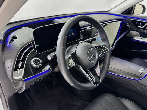 Used 2024 Mercedes-Benz E 450 4MATIC Sedan image 10