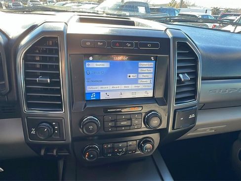 Used 2019 Ford F250 XLT w/ XLT Premium Package image 29