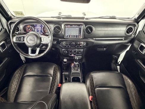 Used 2020 Jeep Wrangler Unlimited Sahara AWD/4WD image 13