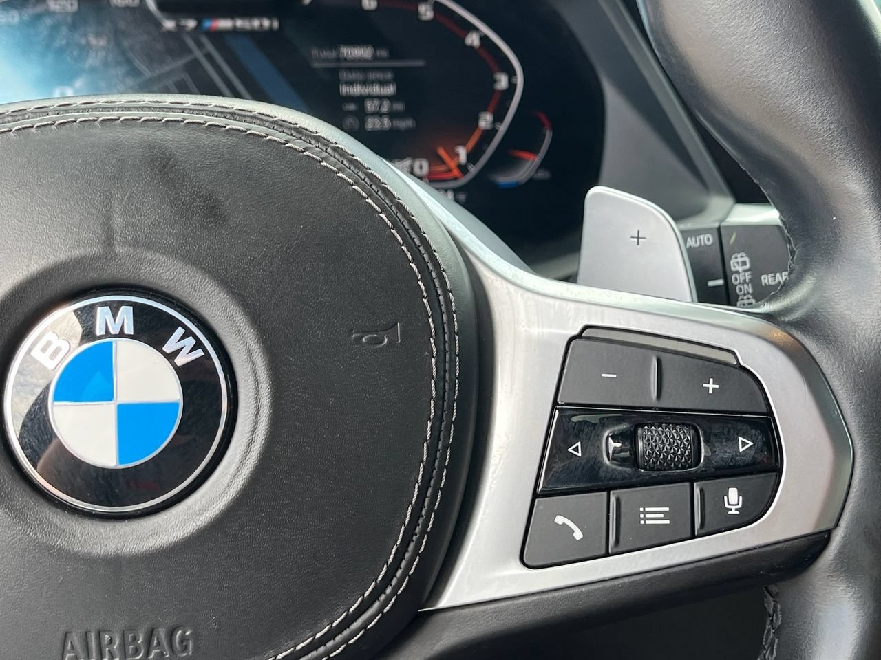 Used 2021 BMW X7 M50i w/ Dynamic Handling Package AWD/4WD image 20