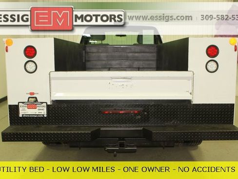 Used 2015 Ford F350 XL image 2