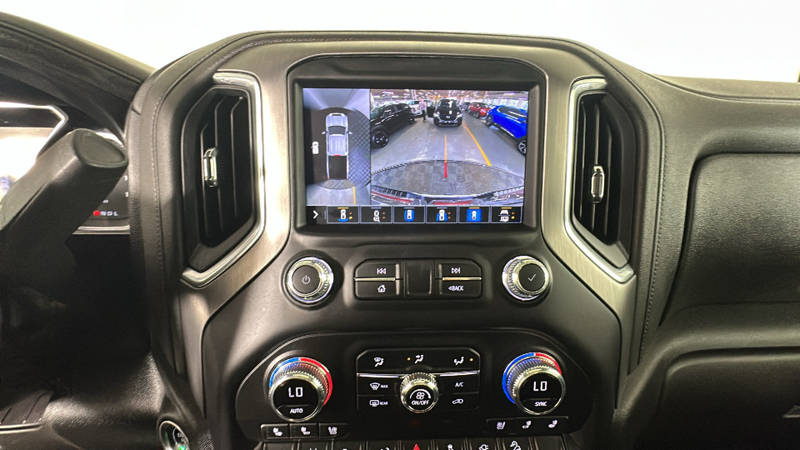 Used 2022 GMC Sierra 2500 Denali AWD/4WD image 29