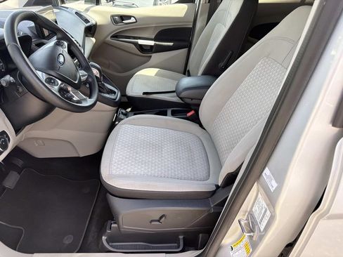 Used 2022 Ford Transit Connect XLT FWD image 18