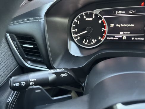 Used 2023 Nissan Rogue SV image 32