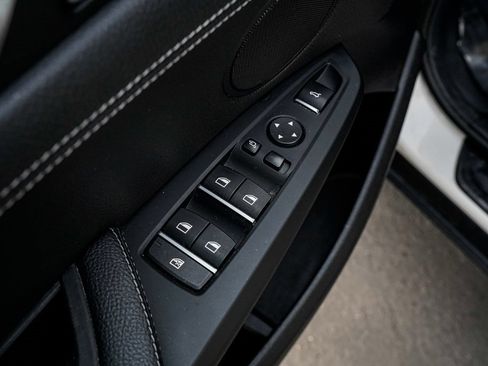 Used 2017 BMW X3 xDrive28i image 10