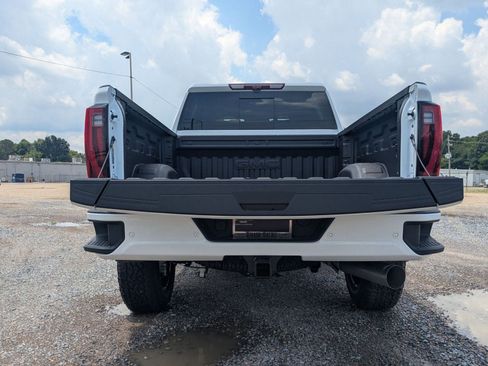New 2026 GMC Sierra 2500 Denali Ultimate AWD/4WD image 4