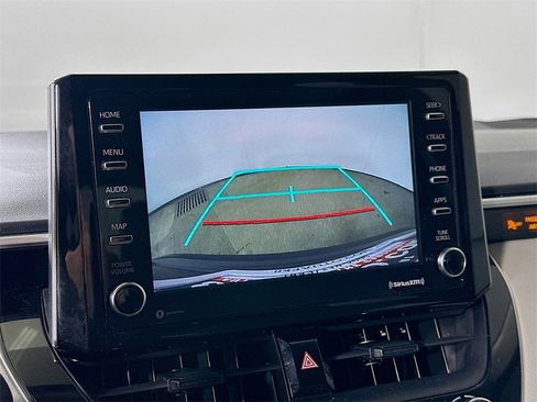 Used 2021 Toyota Corolla LE image 10