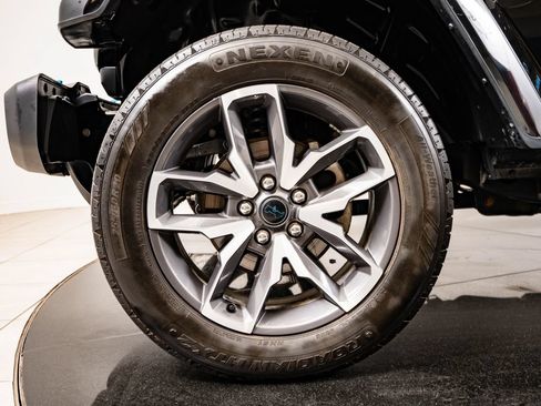 Used 2024 Jeep Wrangler Unlimited AWD/4WD image 13