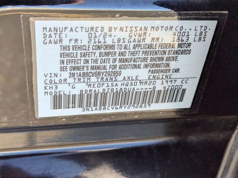 Used 2024 Nissan Sentra SV image 31