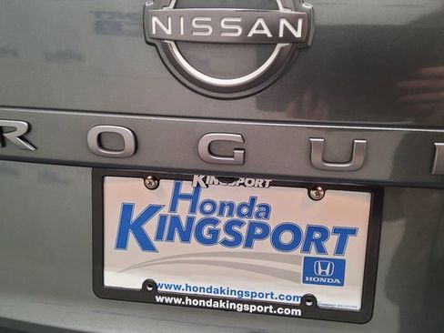 Used 2024 Nissan Rogue SV image 48