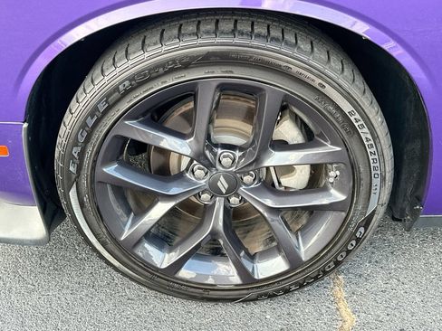 Used 2023 Dodge Challenger R/T w/ Blacktop Package RWD image 23