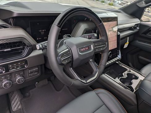 New 2026 GMC Yukon AT4 w/ AT4 Premium Plus Package AWD/4WD image 20