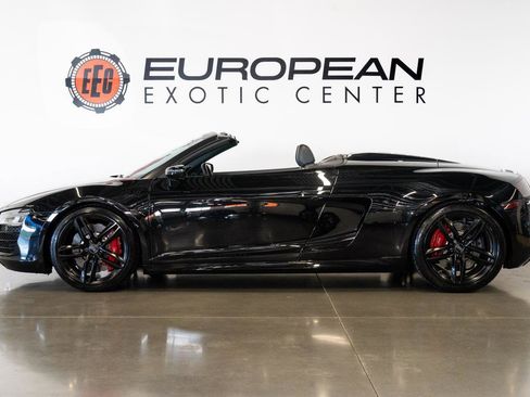 Used 2015 Audi R8 V10 w/ Full Leather Package image 23