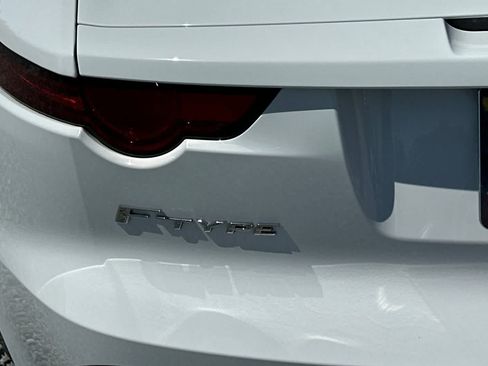 Used 2020 Jaguar F-TYPE Convertible RWD image 12