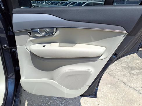 Certified 2024 Volvo XC90 B5 Core w/ Protection Package Premier image 14