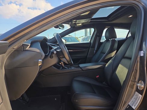 Used 2023 MAZDA MAZDA3 s image 10