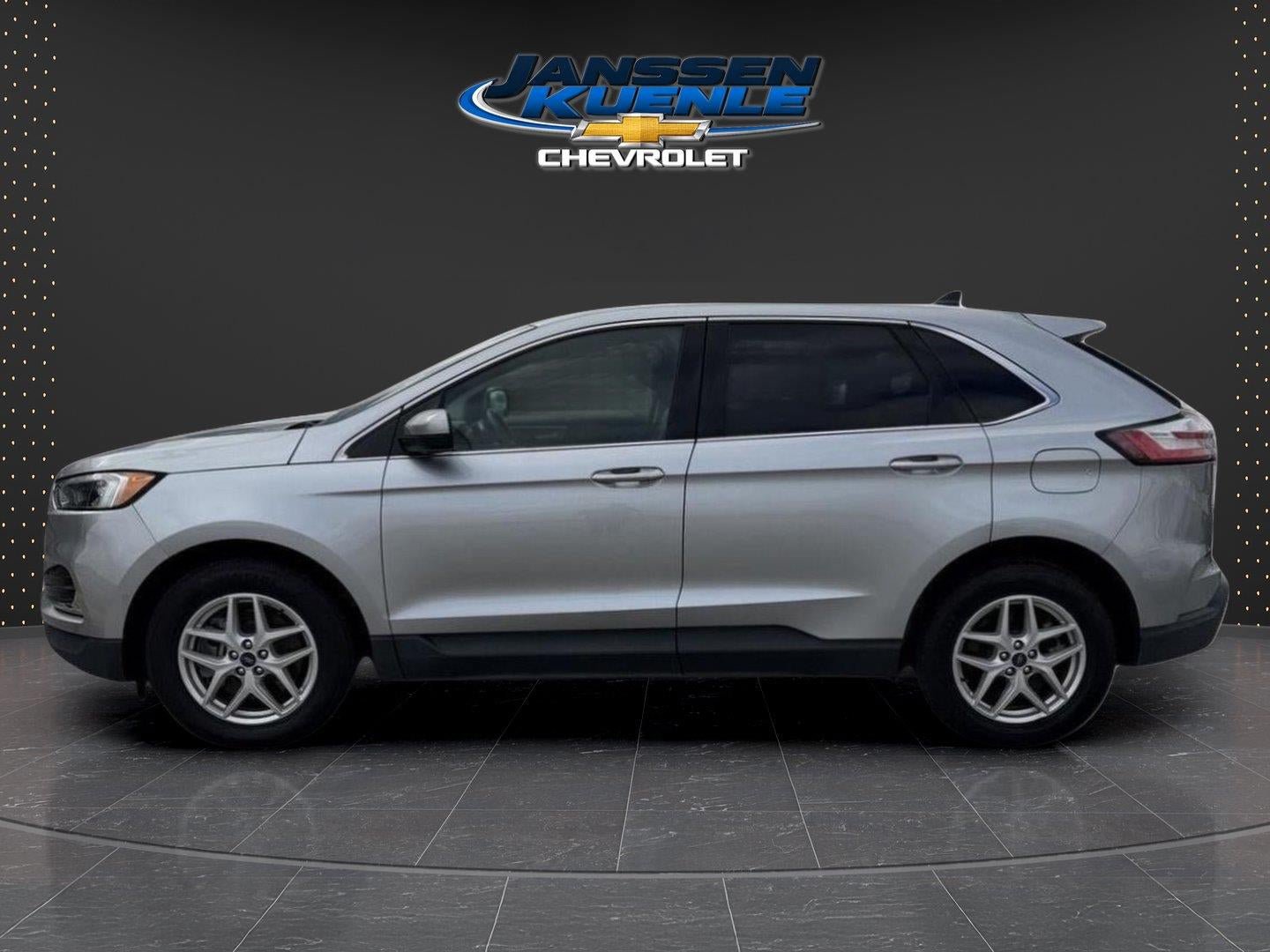 Used 2022 Ford Edge SEL AWD/4WD image 3
