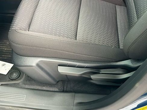 New 2026 Chevrolet Equinox LT w/ Safety and Technology Package image 17