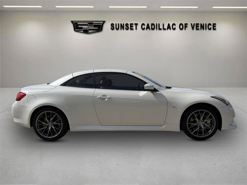 Used 2015 INFINITI Q60 IPL image 2