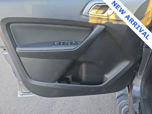 Used 2021 Ford Ranger XLT w/ Equipment Group 301A Mid image 12