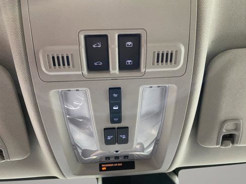 Used 2014 Cadillac SRX Luxury w/ Driver Assist Package AWD/4WD image 16