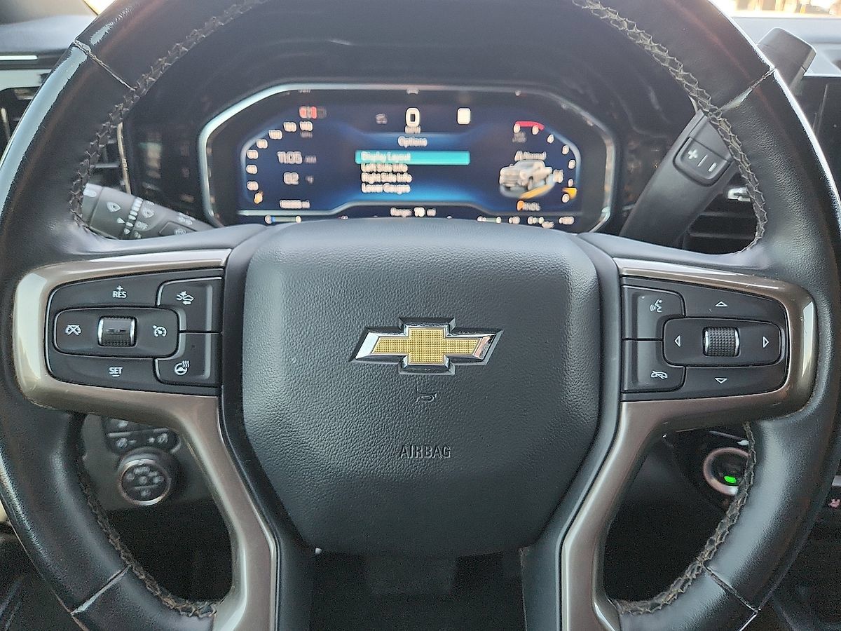 Used 2024 Chevrolet Silverado 2500 High Country w/ Technology Package AWD/4WD image 12
