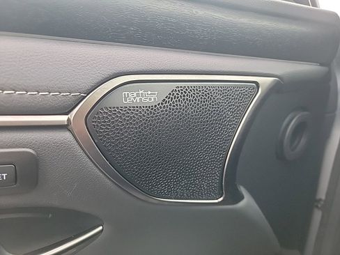 Used 2025 Lexus ES 350 Luxury image 9