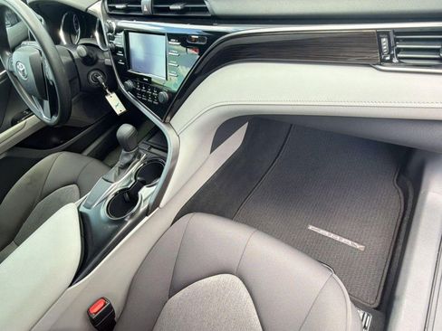 Certified 2020 Toyota Camry LE FWD image 22