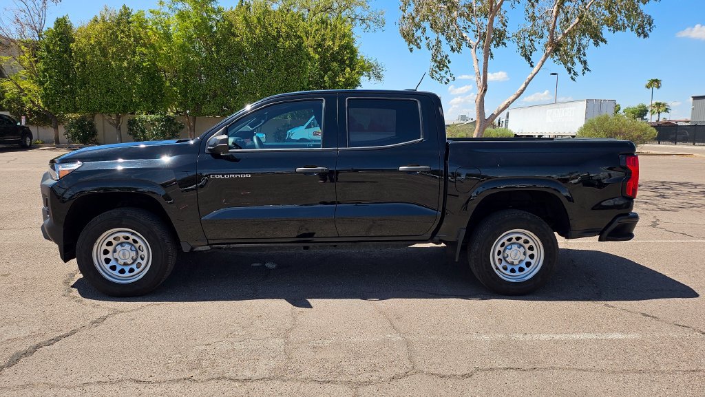 Used 2023 Chevrolet Colorado W/T RWD image 7