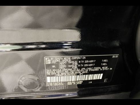 Used 2020 Toyota RAV4 XLE w/ Convenience Package AWD/4WD image 29