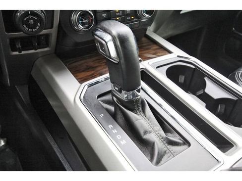 Used 2020 Ford F150 Lariat w/ Equipment Group 502A Luxury image 26