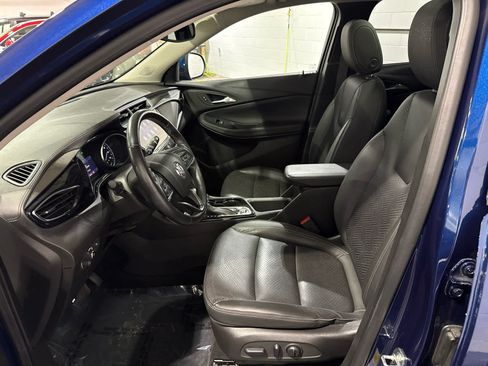 Used 2023 Buick Encore GX Essence w/ Experience Buick Package AWD/4WD image 4
