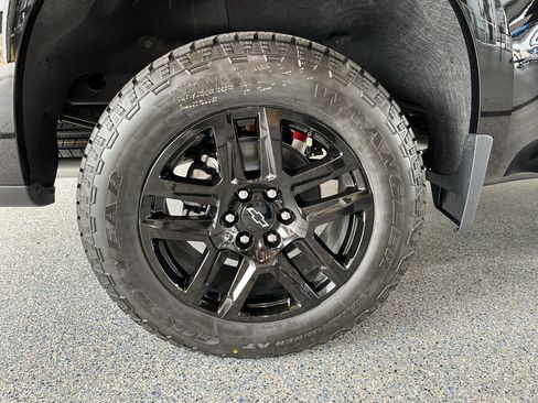 New 2026 Chevrolet Silverado 1500 RST w/ Z71 Off-Road Package AWD/4WD image 35