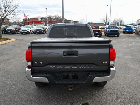 Used 2021 Toyota Tacoma SR5 image 6