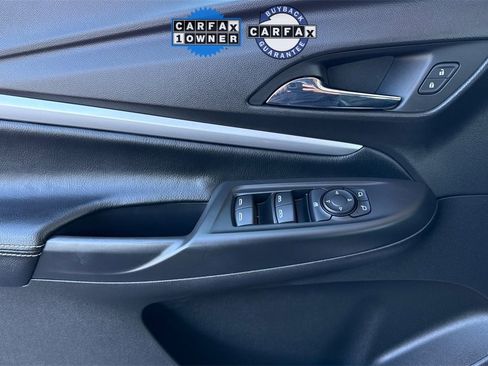 Used 2023 Chevrolet Bolt EUV LT w/ Comfort Package image 16