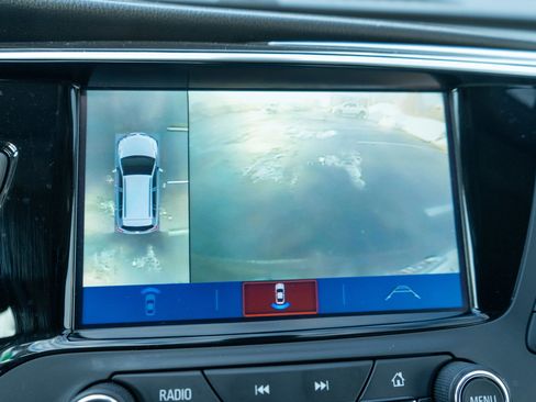 Used 2020 Buick Envision Premium w/ Driver Confidence Package image 20