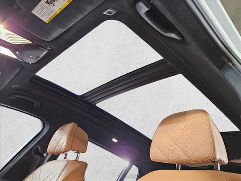 Certified 2024 BMW X7 xDrive40i w/ Executive Package image 16