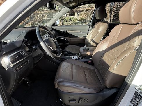 Used 2022 Kia Telluride SX w/ SX Prestige Package image 9