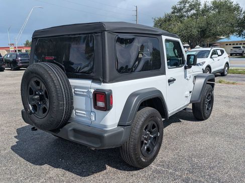 Used 2025 Jeep Wrangler Sport AWD/4WD image 5