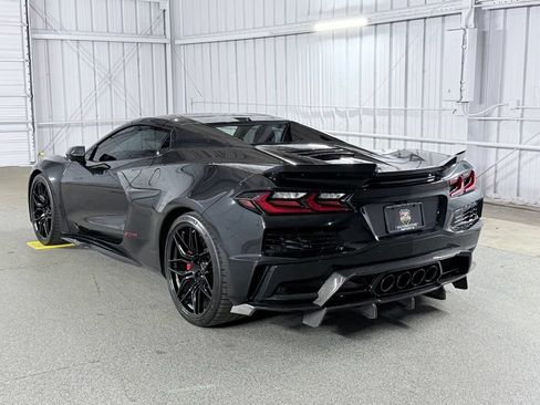 Used 2024 Chevrolet Corvette Z06 w/ Stealth Interior Trim Package RWD image 62