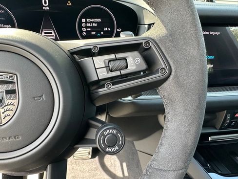 Used 2026 Porsche Cayenne Turbo image 16