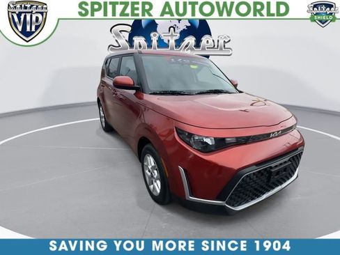 Certified 2024 Kia Soul LX w/ Option Group 015 FWD image 2